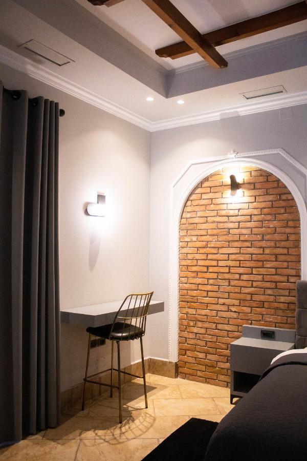 Venis Hotel ティラナ エクステリア 写真